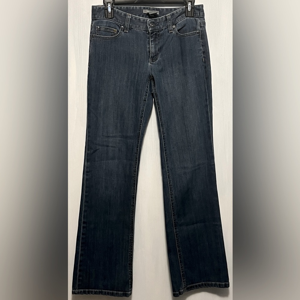 Ann Taylor Curvy Fit Sz 2 lower on waist Straight Leg Jeans